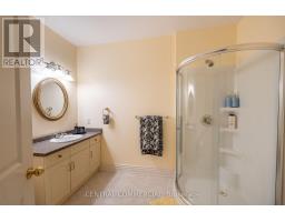 4266 Bluepoint Drive, Plympton Wyoming, ON N0N1J6 Photo 40