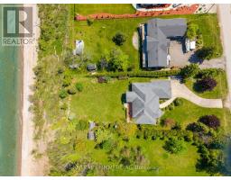 4266 Bluepoint Drive, Plympton Wyoming, ON N0N1J6 Photo 6