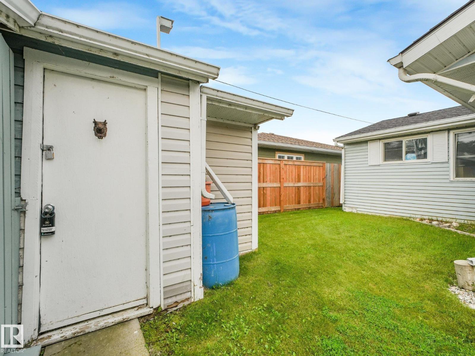5811 51 Avenue - Photo 15