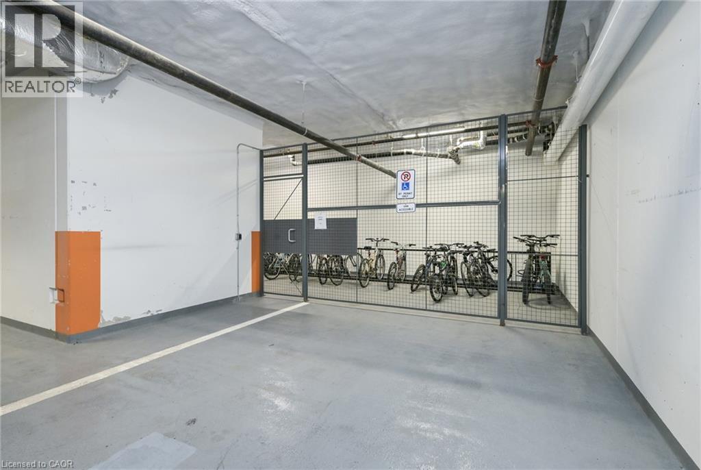 #809 1878 GORDON Street - Image 36