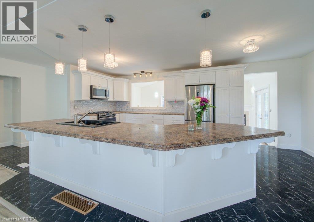 6 BAYLY Drive - Image 9