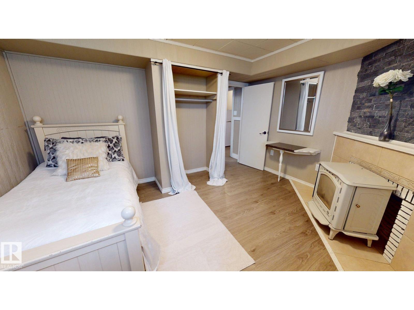 11406 66 ST NW - 24