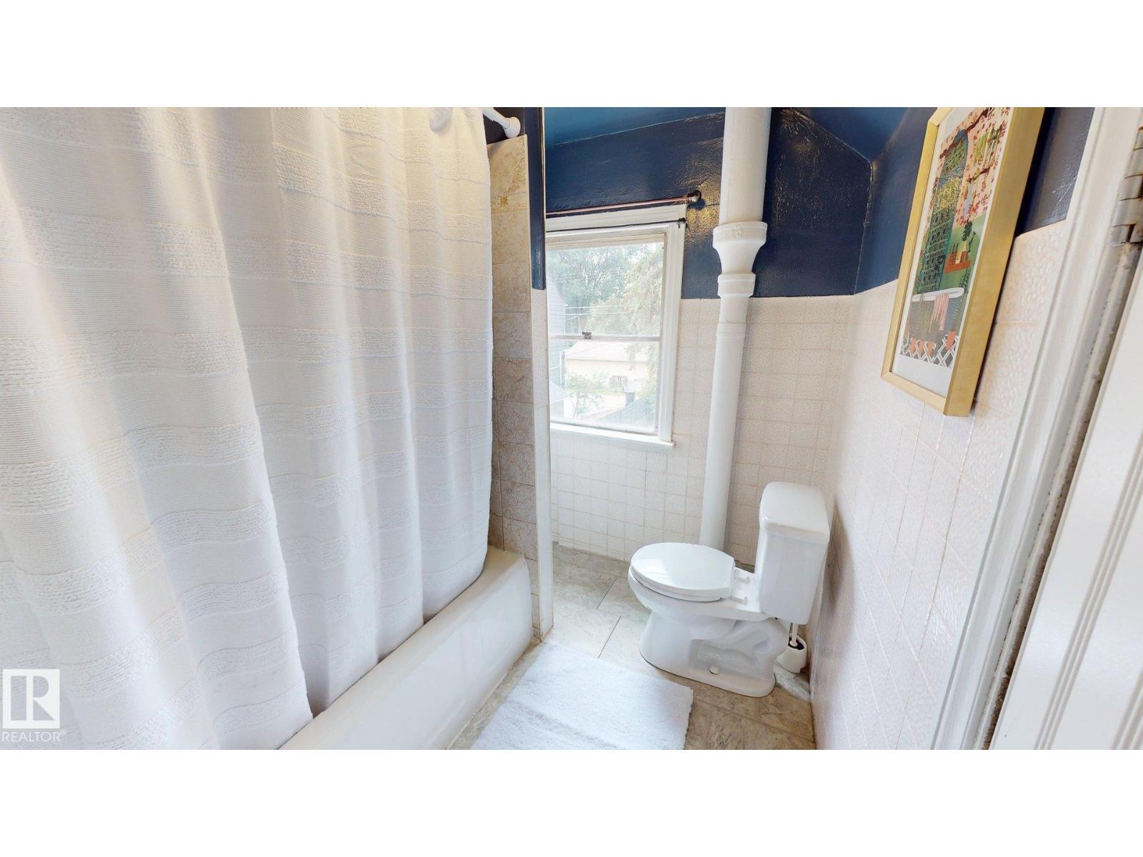 11406 66 Street NW - Photo 15