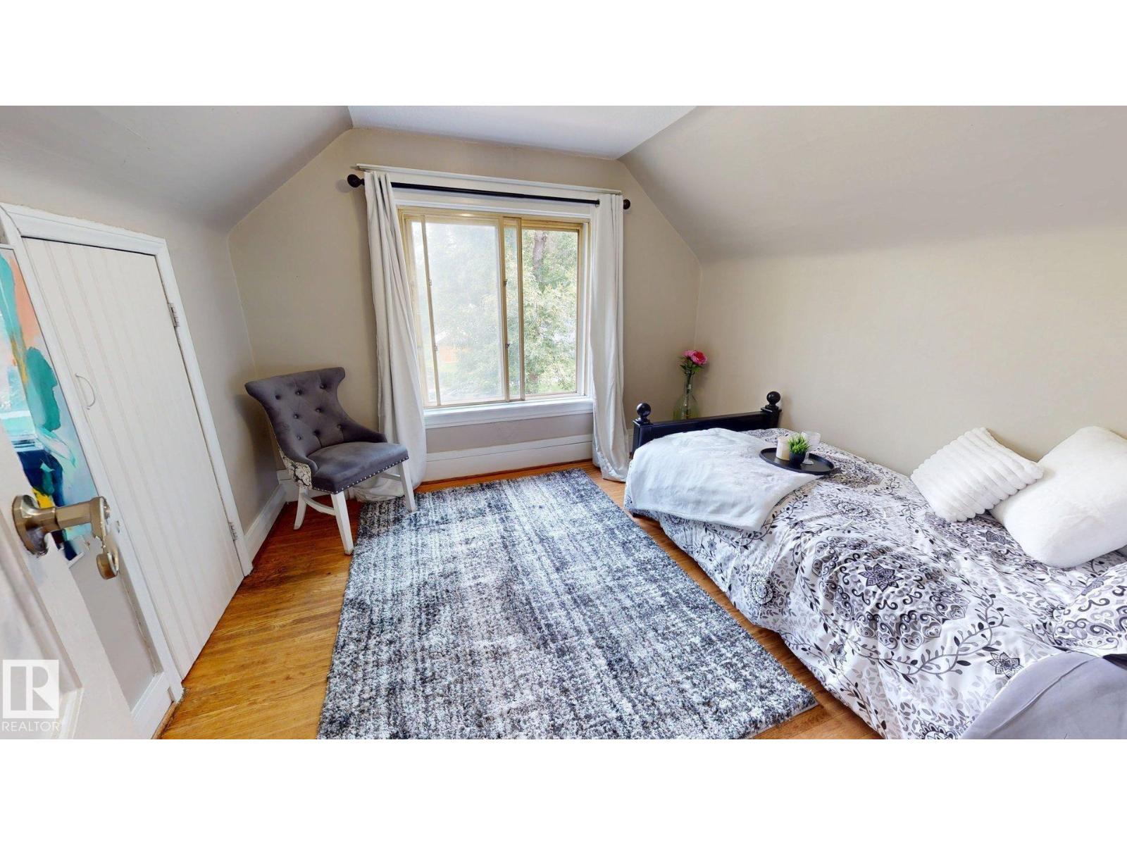 11406 66 Street NW - Photo 13