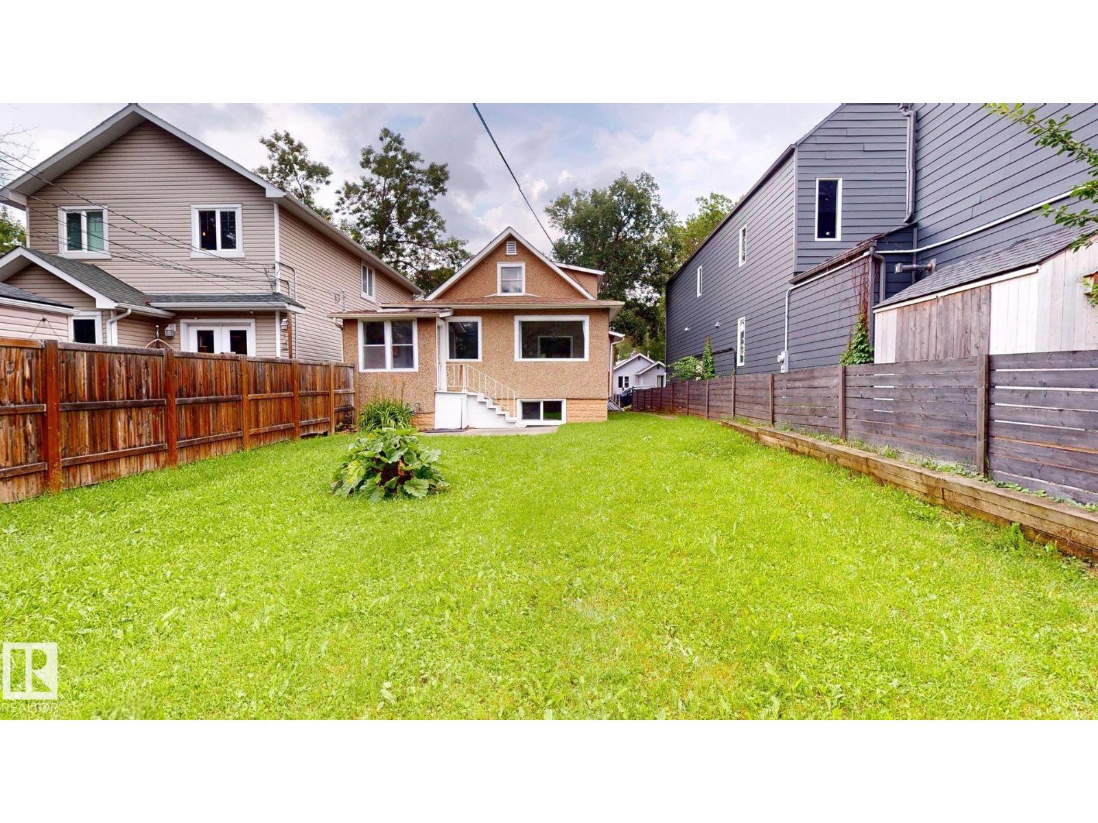 11406 66 Street NW - Photo 31