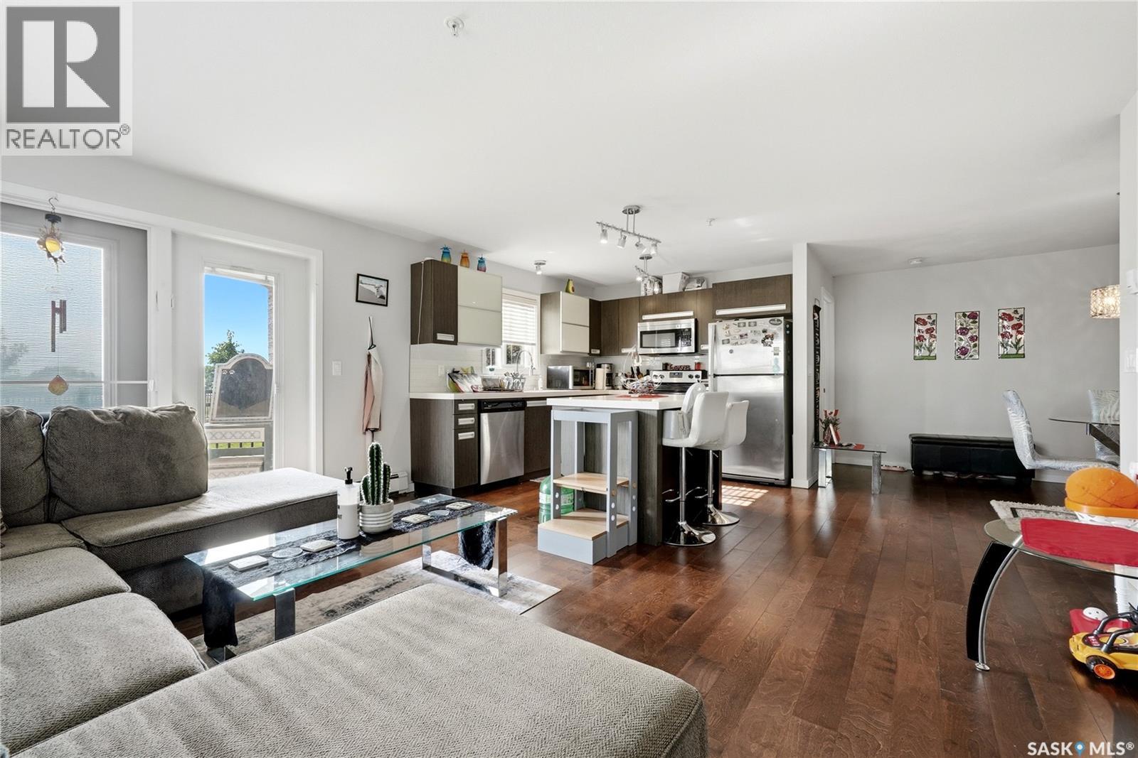 #109 1545 Neville DRIVE - 7