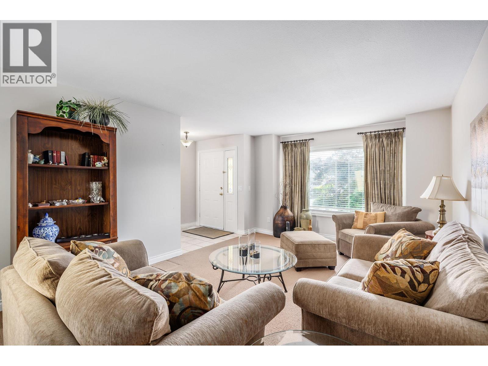 897 Mission Springs Crescent - 2