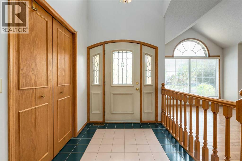 183 Edgevalley Circle NW - 2