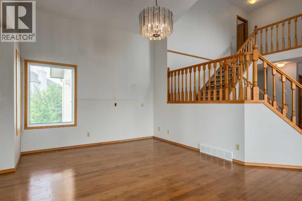 183 Edgevalley Circle NW - 6