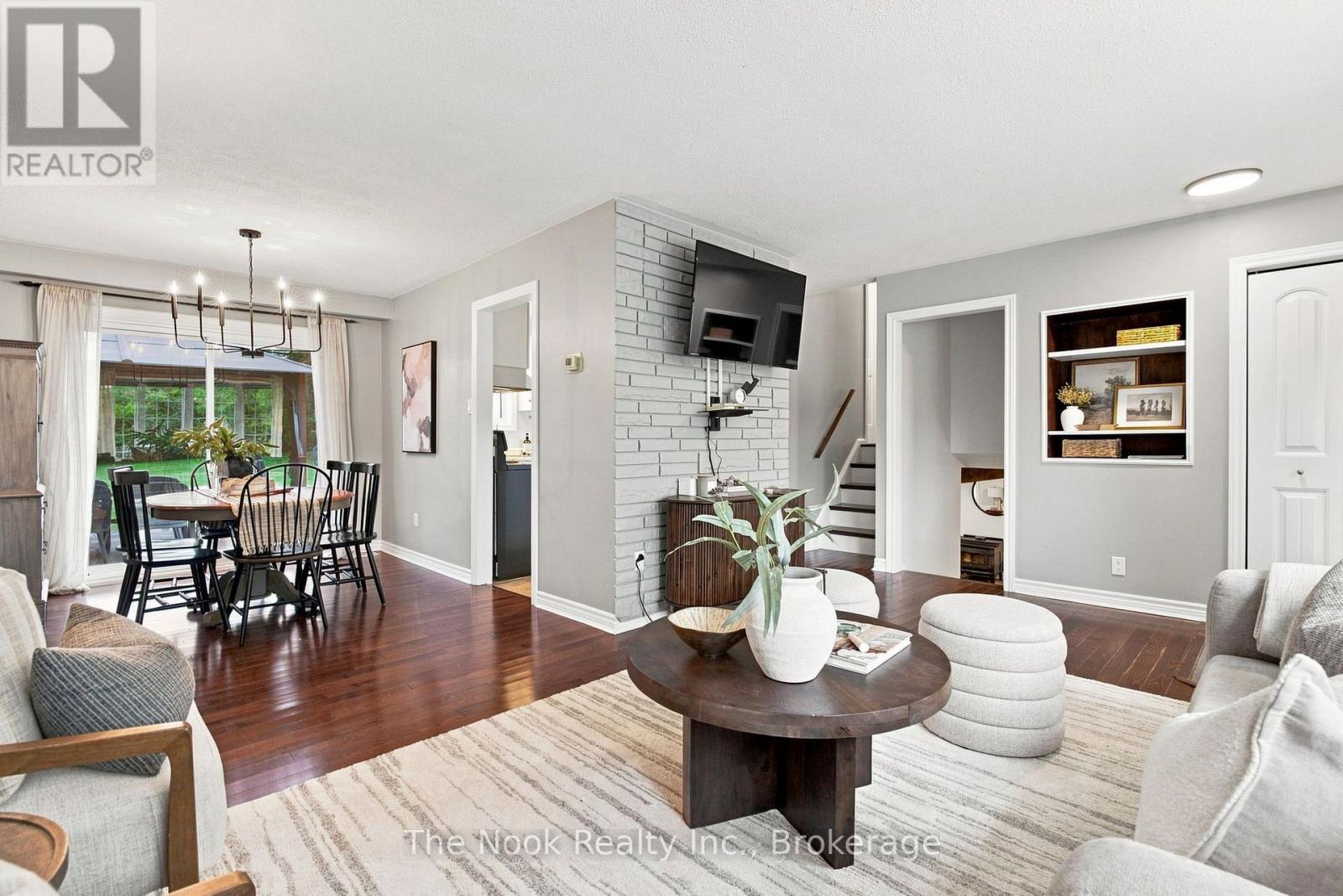 24 CEDAR RIDGE DRIVE - 13