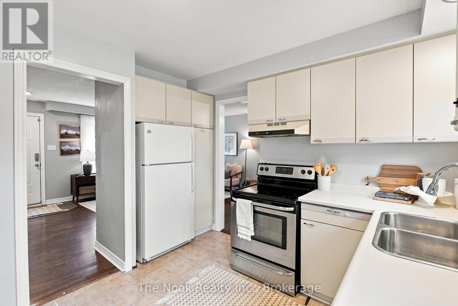 24 CEDAR RIDGE DRIVE - 20