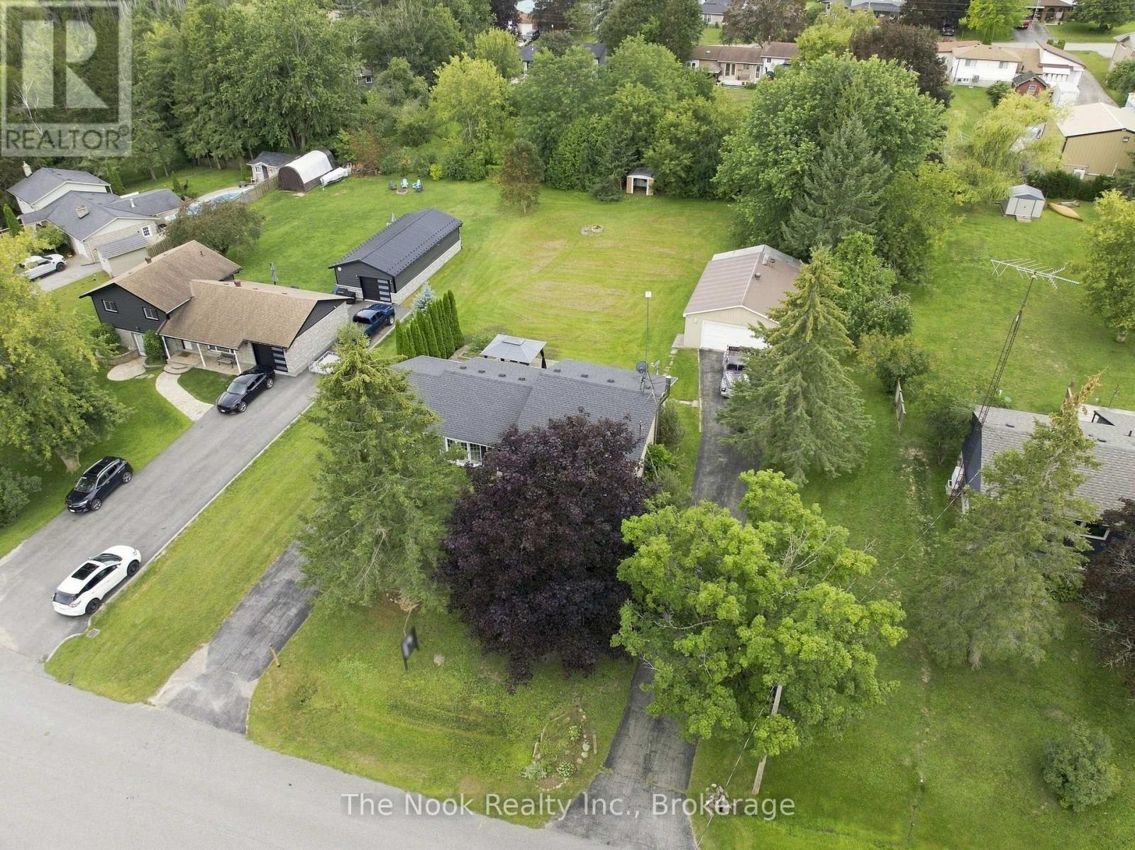 24 CEDAR RIDGE DRIVE - 41