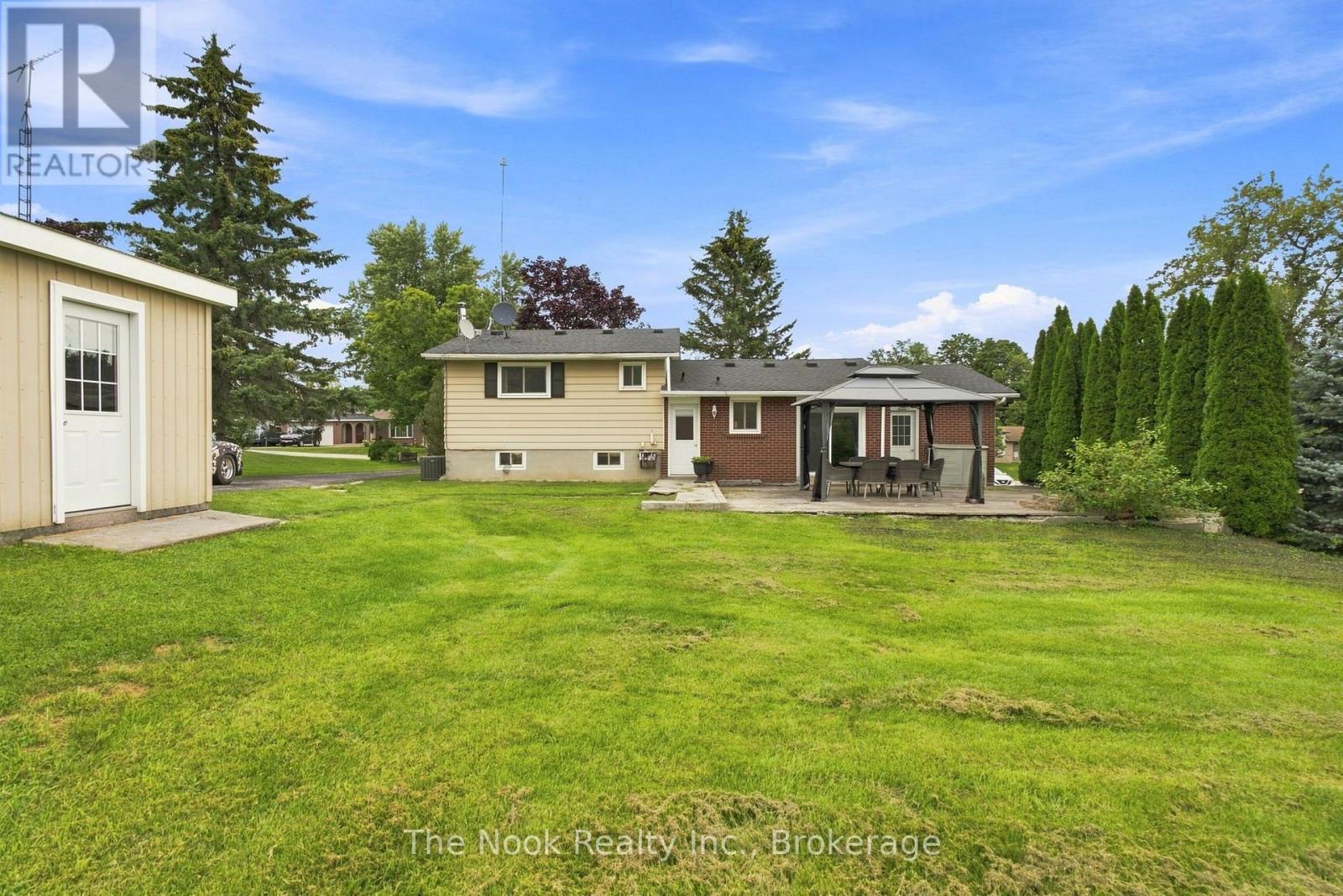 24 CEDAR RIDGE DRIVE - 5