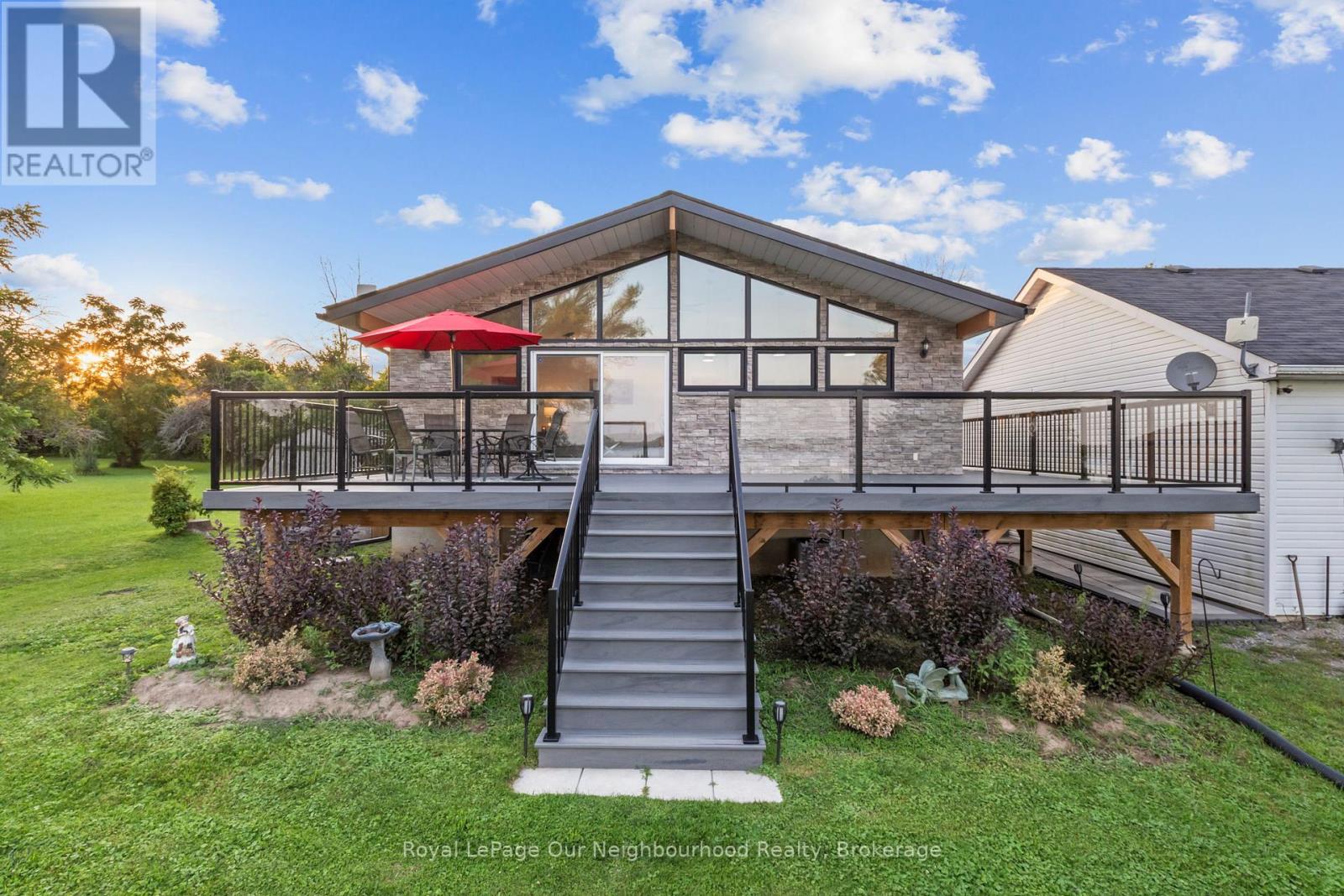 445 PENGELLEY DRIVE - 2