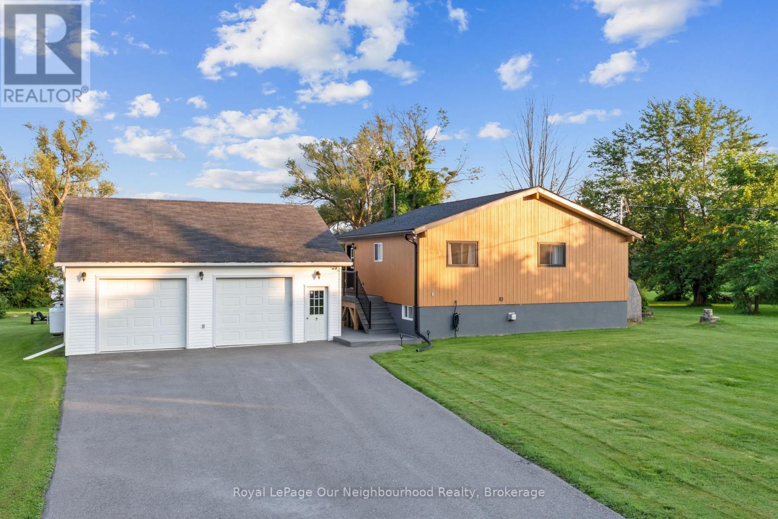 445 PENGELLEY DRIVE - Image 25