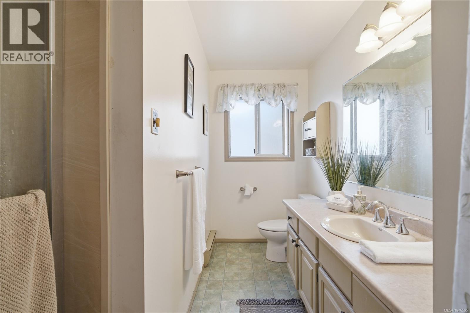2829 Pickford Rd - 22