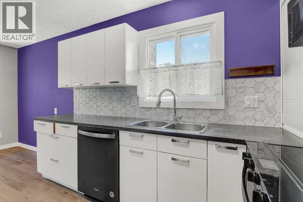 7314 98 Street - Photo 13