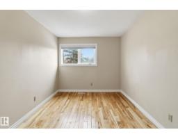 9023 95 St Nw, Edmonton, AB T6C3W7 Photo 28
