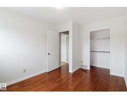 9023 95 St Nw, Edmonton, AB T6C3W7 Photo 33