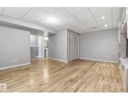 9023 95 St Nw, Edmonton, AB T6C3W7 Photo 40