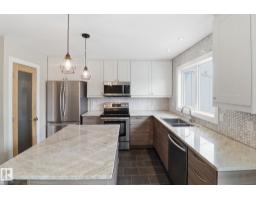 9023 95 St Nw, Edmonton, AB T6C3W7 Photo 8