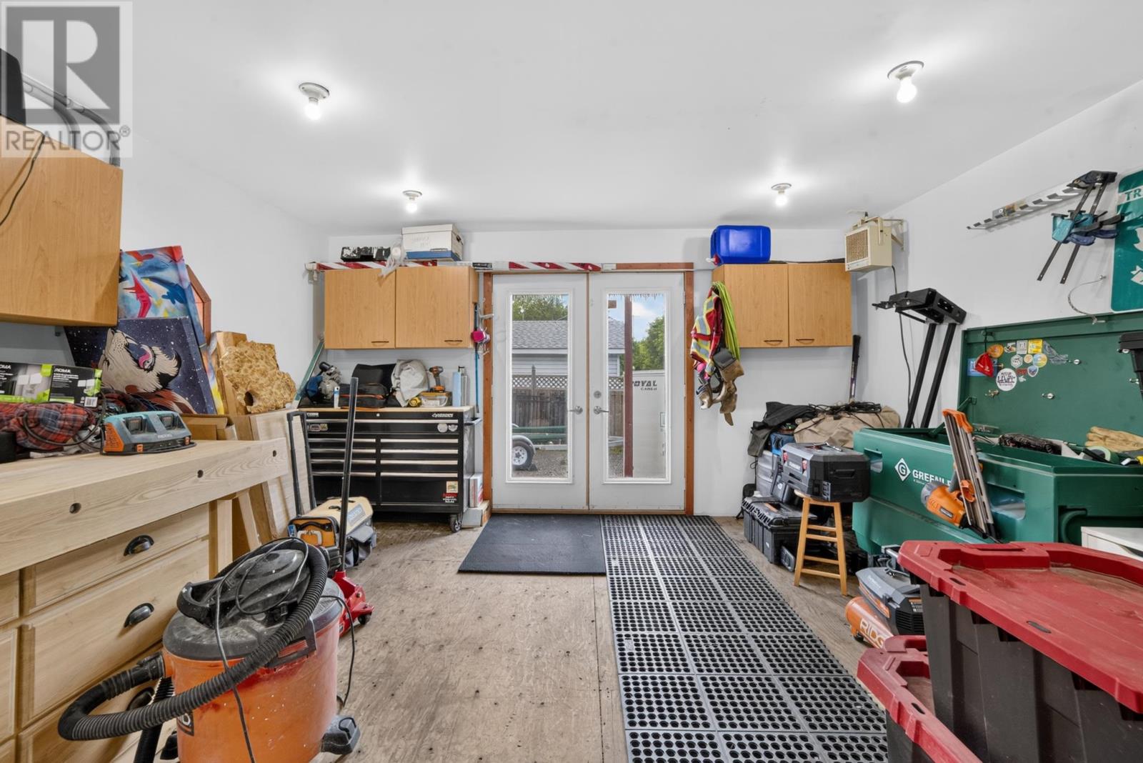 1006 PARK ST - Image 40