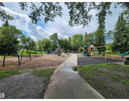 9023 95 St Nw, Edmonton, AB T6C3W7 Photo 48