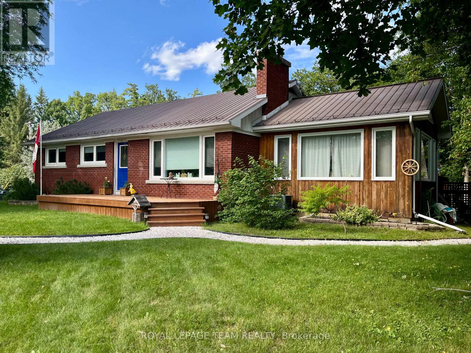 4 Bed, 2 Bath House for Sale in Renfrew – 177 ARTHUR AVENUE, Renfrew – MLS# X13671822 - Image 39