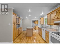 10 Watton Place thumbnail 10