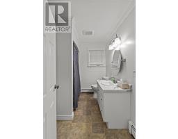 10 Watton Place thumbnail 16