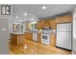 10 Watton Place thumbnail 9