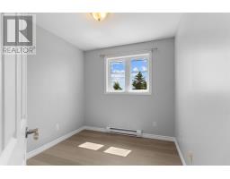 64 Canterbury Drive thumbnail 10