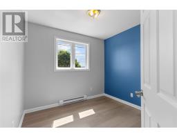 64 Canterbury Drive thumbnail 11
