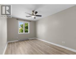 64 Canterbury Drive thumbnail 13