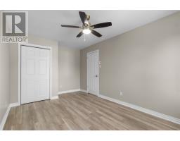 64 Canterbury Drive thumbnail 14