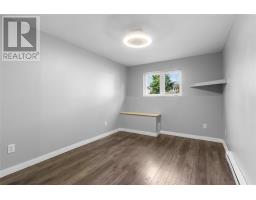 64 Canterbury Drive thumbnail 16