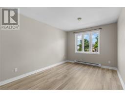 64 Canterbury Drive thumbnail 5