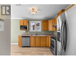 64 Canterbury Drive thumbnail 7