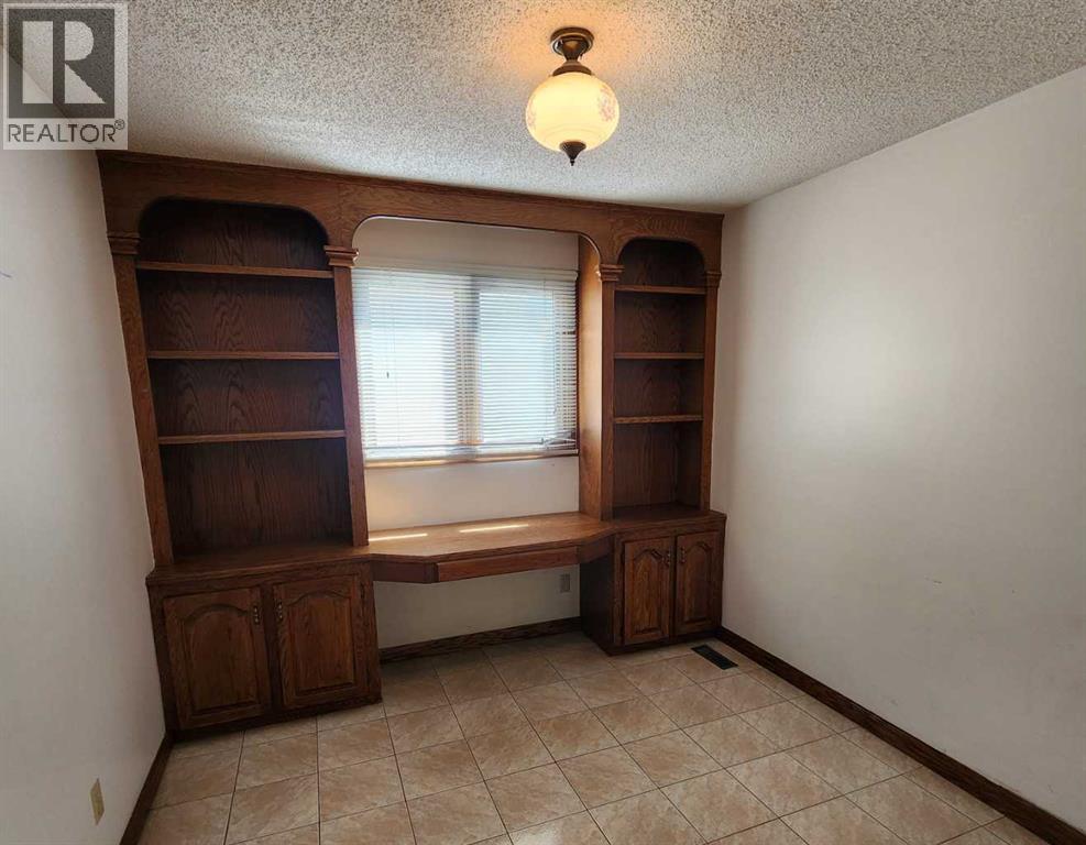 39 Whiteram Close Northeast - Photo 5