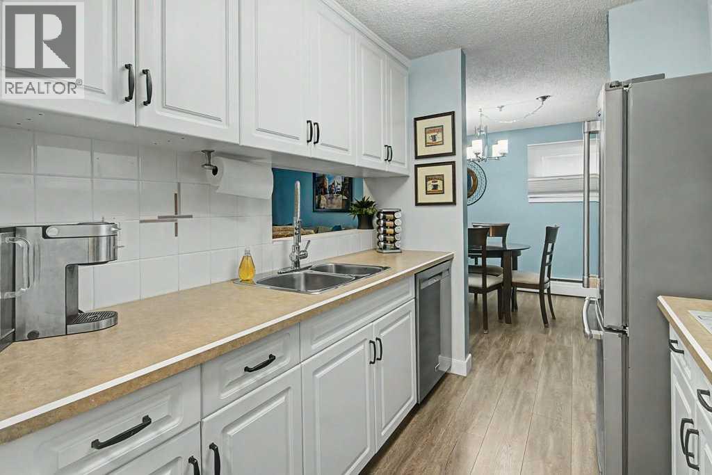 723 57 Avenue Southwest - Photo 5
