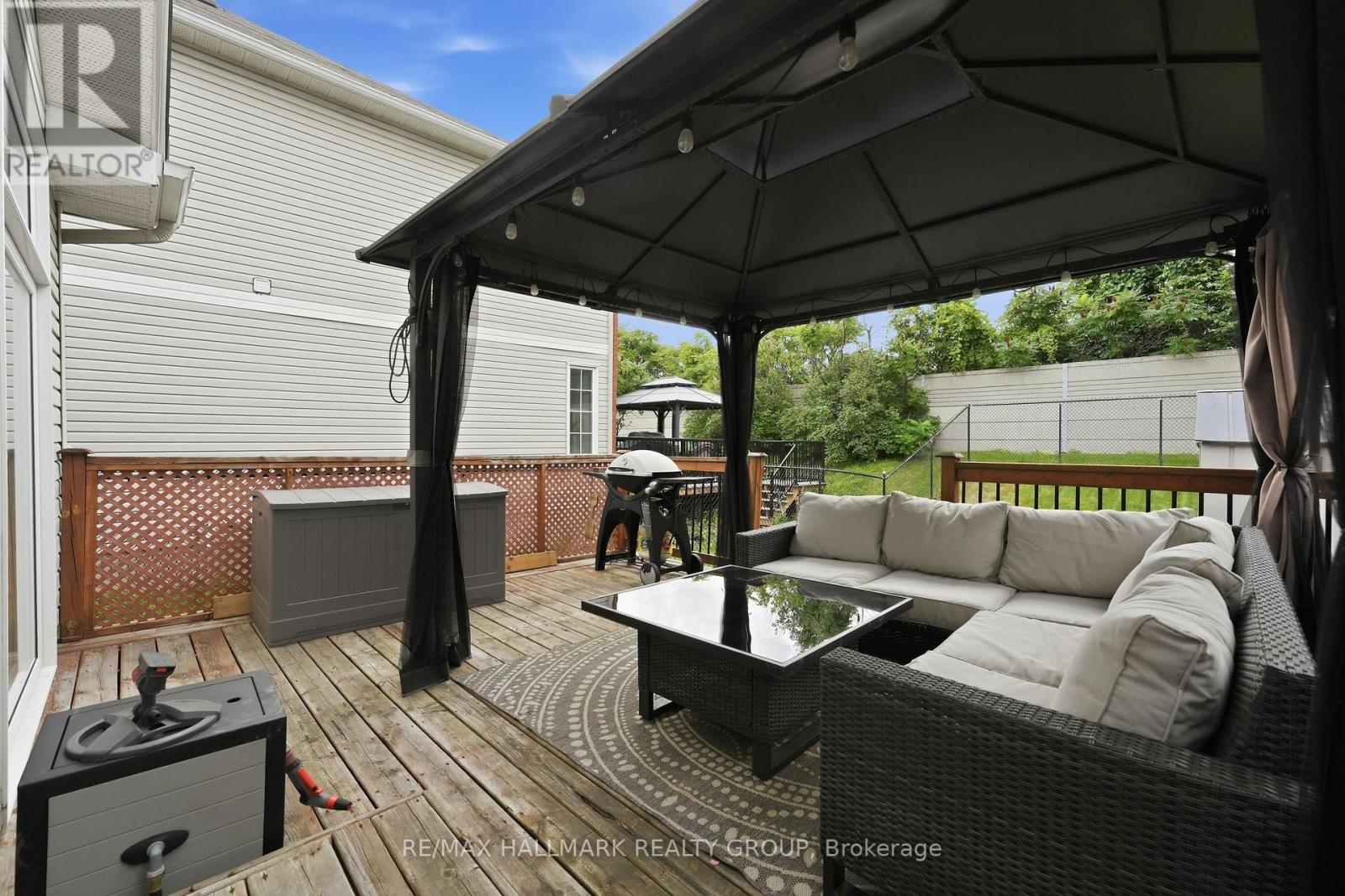 3 Bed, 3 Bath House for Sale in Ottawa – 107 BISHOPS MILLS WAY, Ottawa – MLS# X13671844 - Image 30