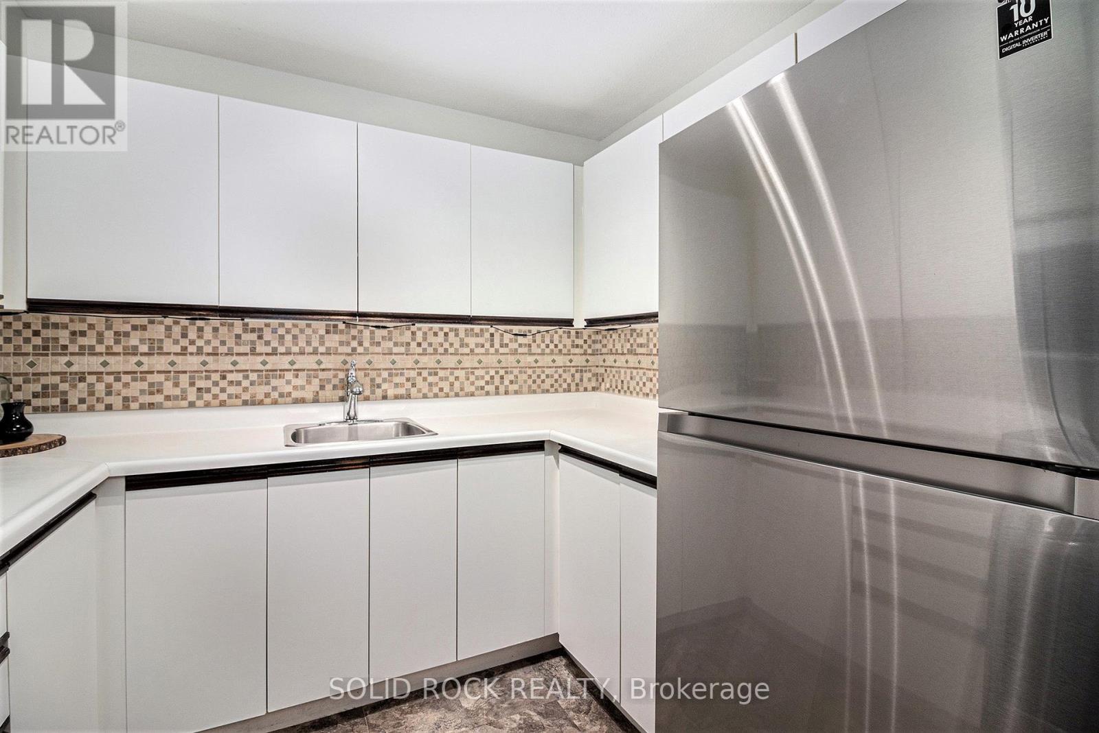 1 Bed, 1 Bath House for Sale in Ottawa – 1204 – 475 LAURIER AVENUE W, Ottawa – MLS# X13671970 - Image 12
