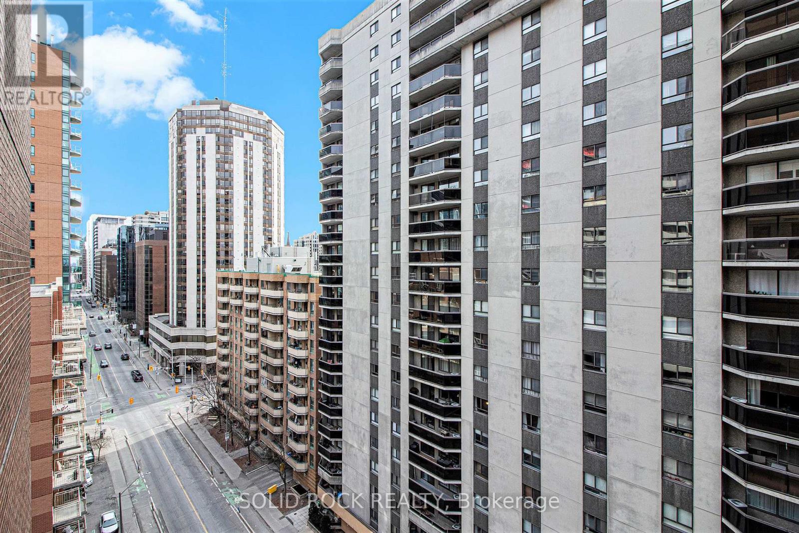#1204 475 LAURIER AVENUE W - 21