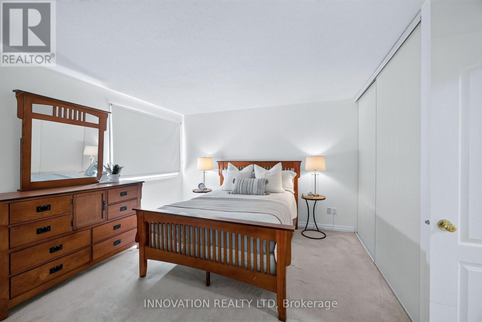 6 CRAMPTON DRIVE - 30