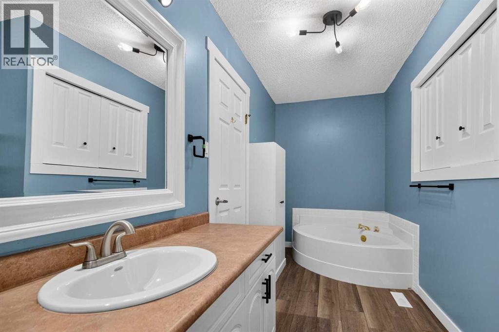 189 Ball Place, Fort McMurray