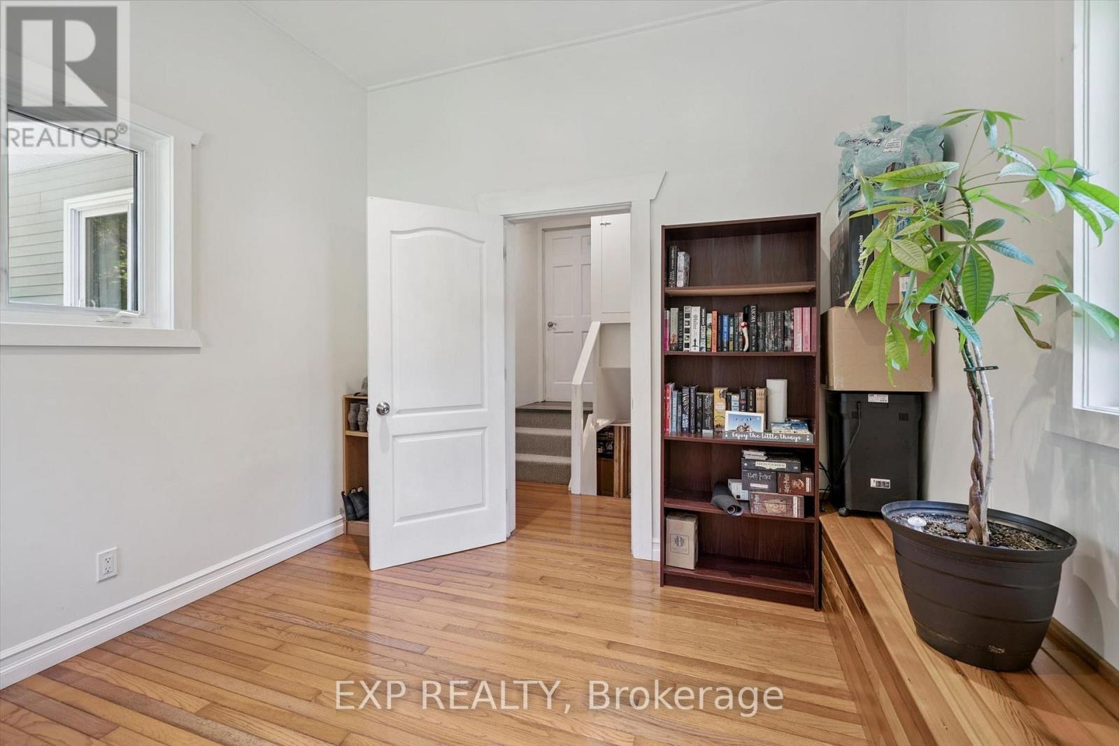 23 EWING STREET - 10