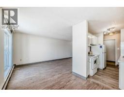 402, 319 2 Avenue - photo 16