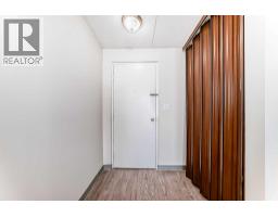 402, 319 2 Avenue - photo 5