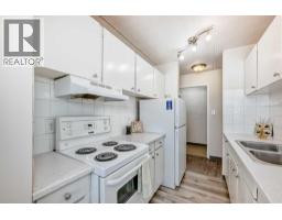 402, 319 2 Avenue - photo 9