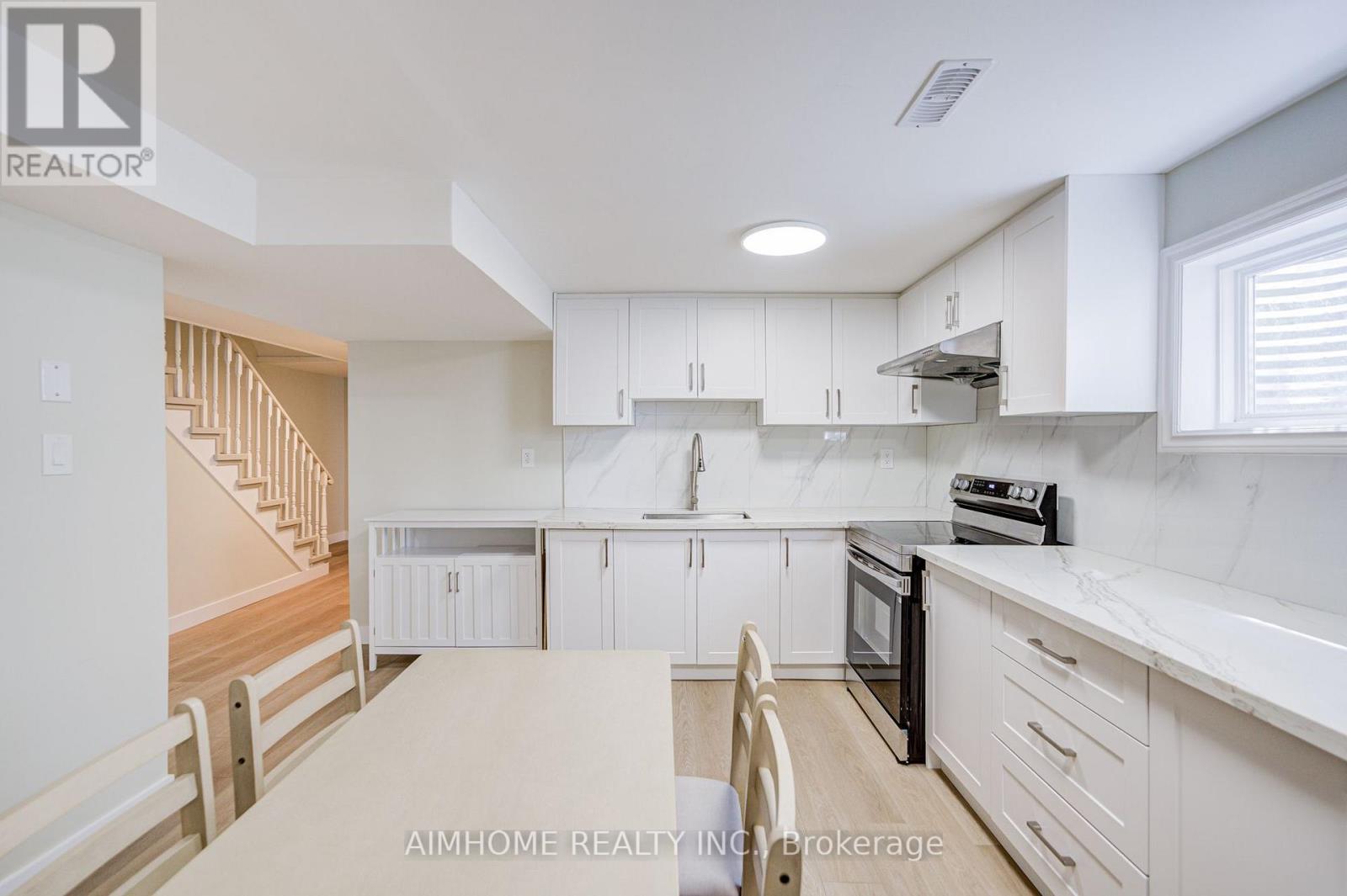 163 CHIPWOOD CRESCENT - Image 40